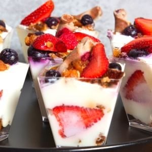 Mini Kupta Granola (Süzme yoğurt ile brilikte)
