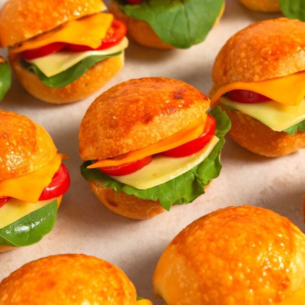 Mini Cheddarlı Sandviç