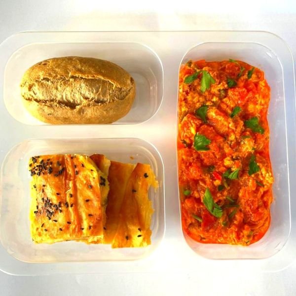 Kahvaltı Orta Boy Menü Kutusu - Menemen